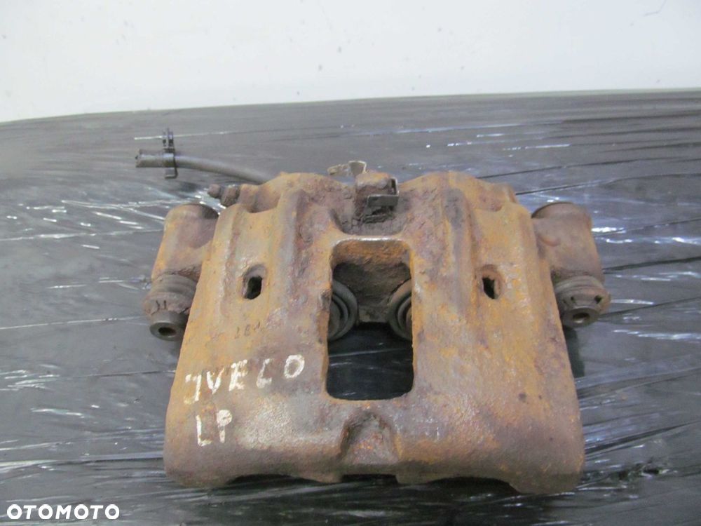 IVECO DAILY 99-06 ZACISK HAMULCOWY PRZOD LEWY - 1