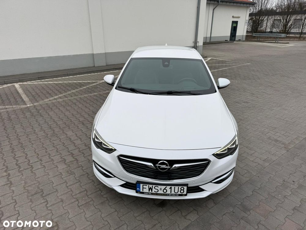 Opel Insignia 2.0 T 4x4 Innovation S&S - 11