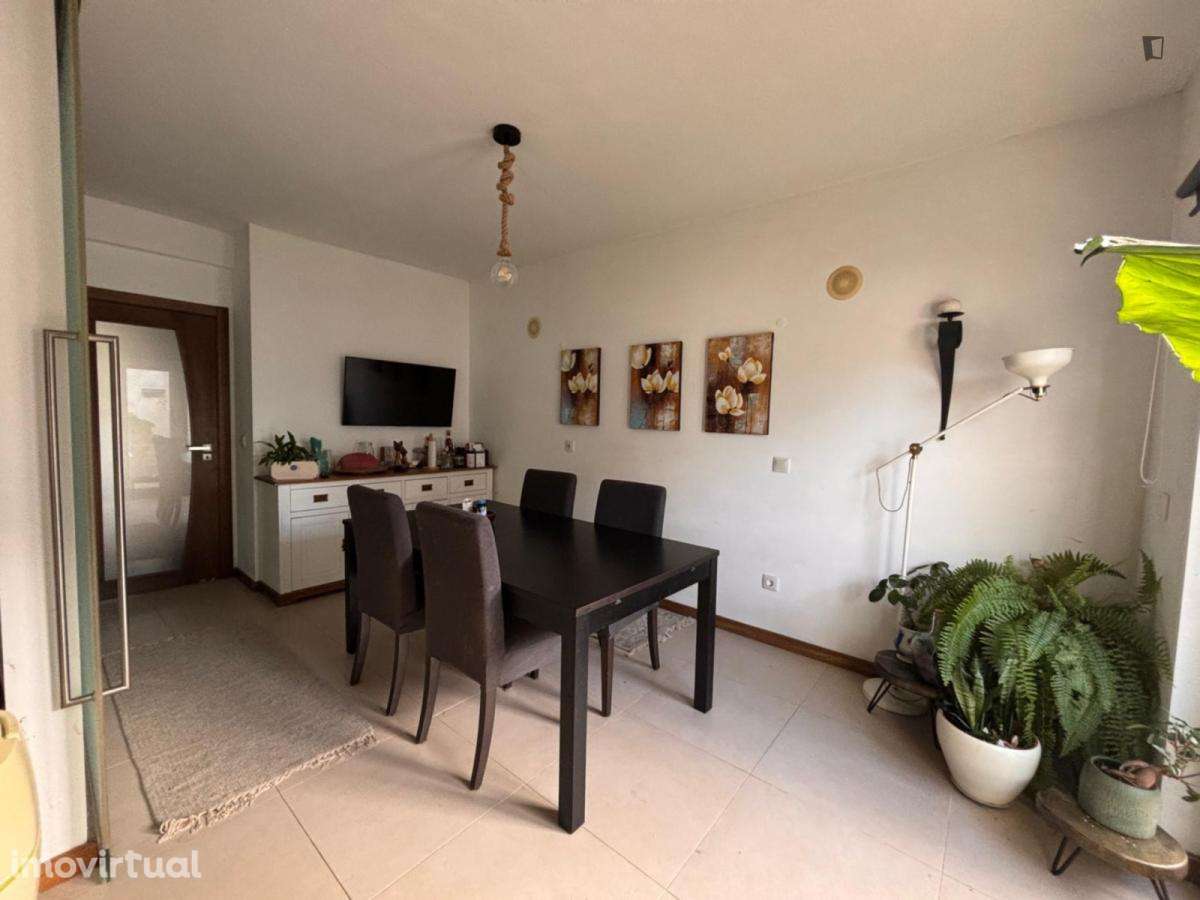 Quarto - localizado em Setubal - Grande imagem: 4/6