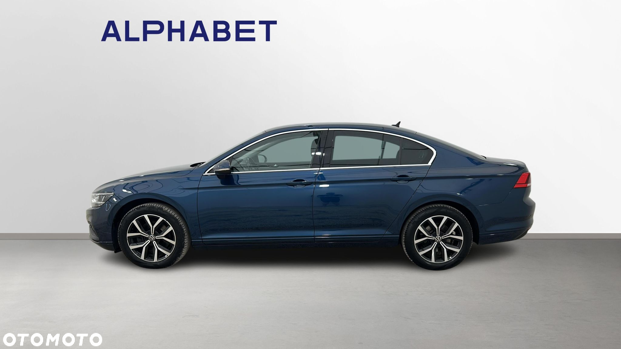 Volkswagen Passat - 2