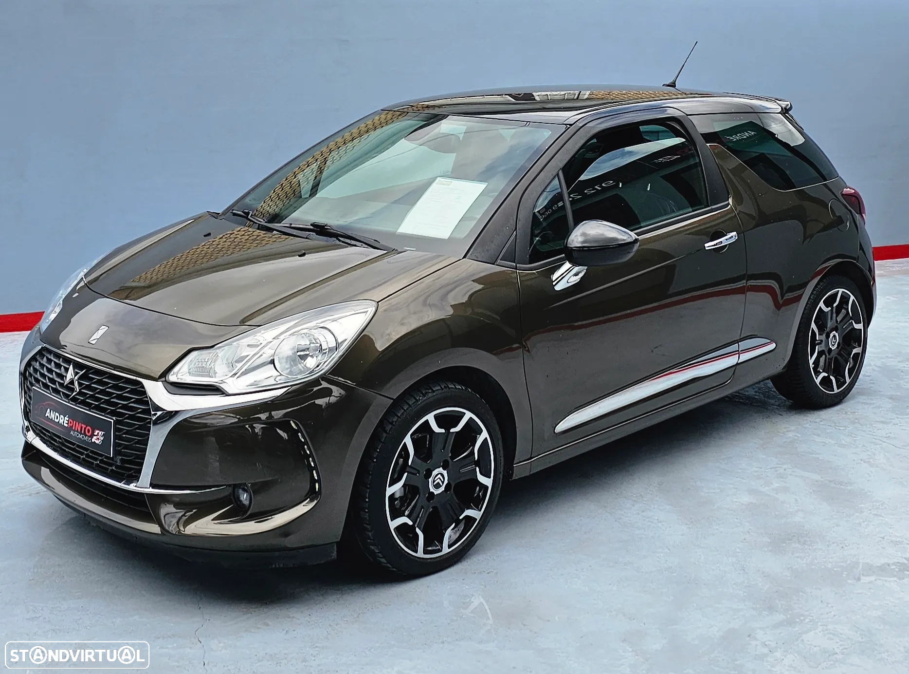 Citroën DS3 1.6 HDi Airdream Sport Chic - 2