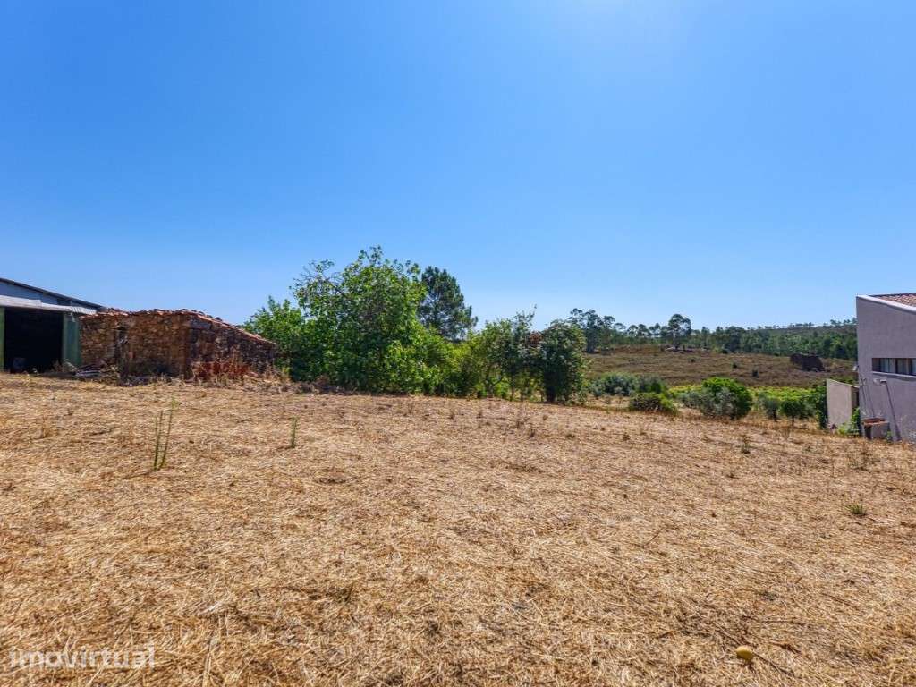 CASA TRADICIONAL EM PEDRA PARA RECONSTRUÇÃO | TERRENO COM ÁGUA | BR... - Grande imagem: 5/33