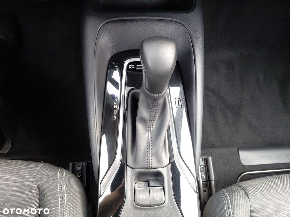 Toyota Corolla 1.8 Hybrid Comfort - 25
