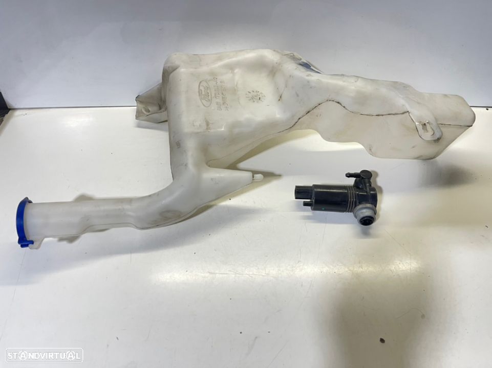 Depósito Limpa Vidros Motor Ford Fiesta MK6 2016 - 1