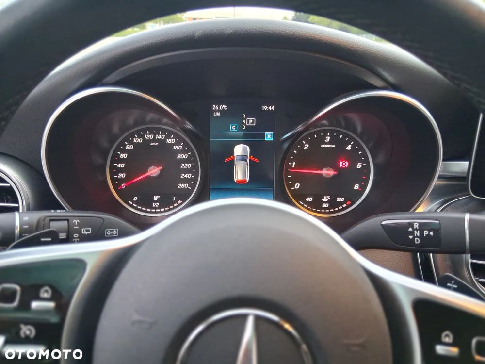 Mercedes-Benz Klasa C 200 d 9G-TRONIC Avantgarde - 17