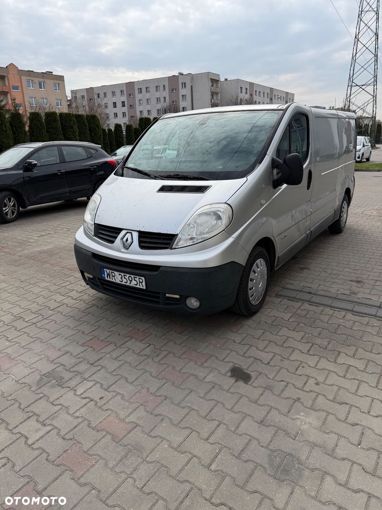 Renault Trafic - 1