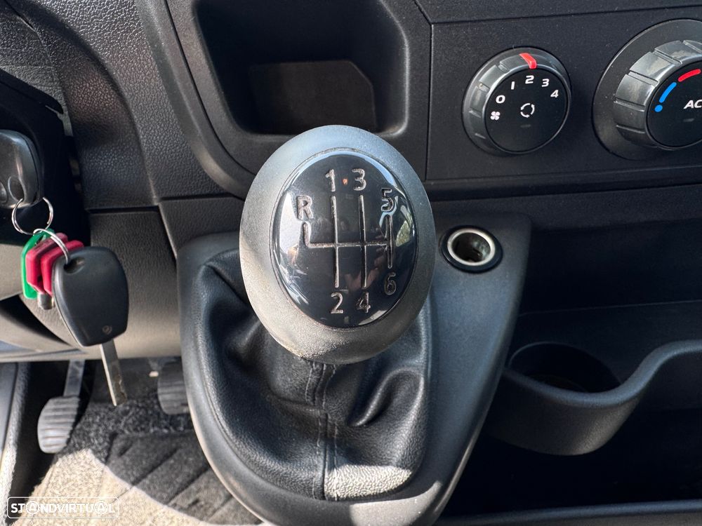 Renault Master 2.3dci 7Lug. Teto Alto - 12