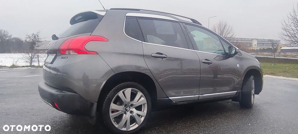 Peugeot 2008 1.6 BlueHDi Allure - 3