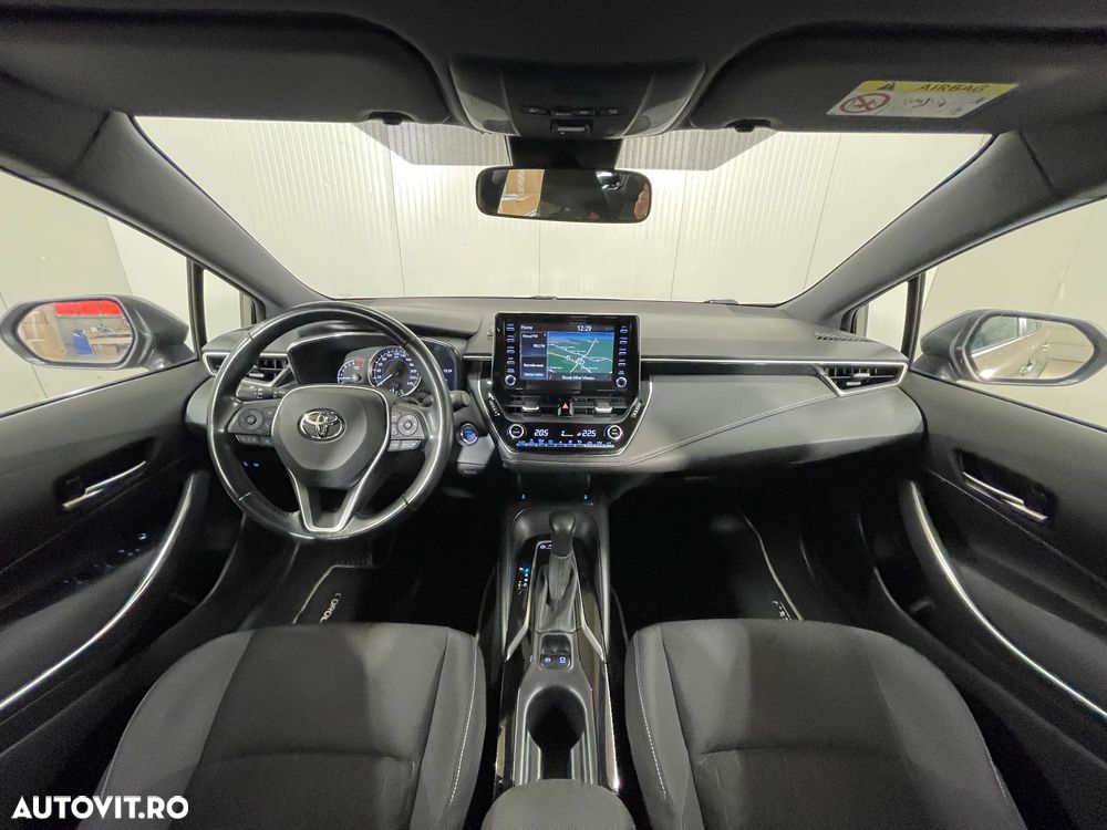 Toyota Corolla - 8