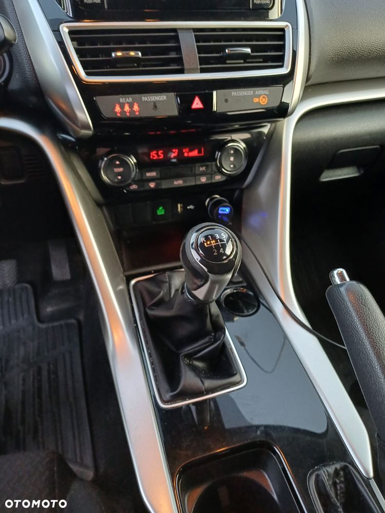 Mitsubishi Eclipse Cross 1.5 T GPF Inform - 3
