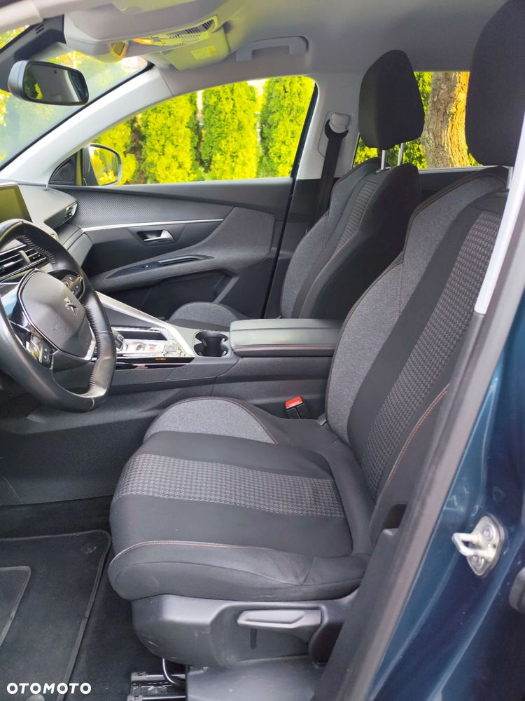 Peugeot 5008 1.5 BlueHDi Allure S&S EAT8 - 18