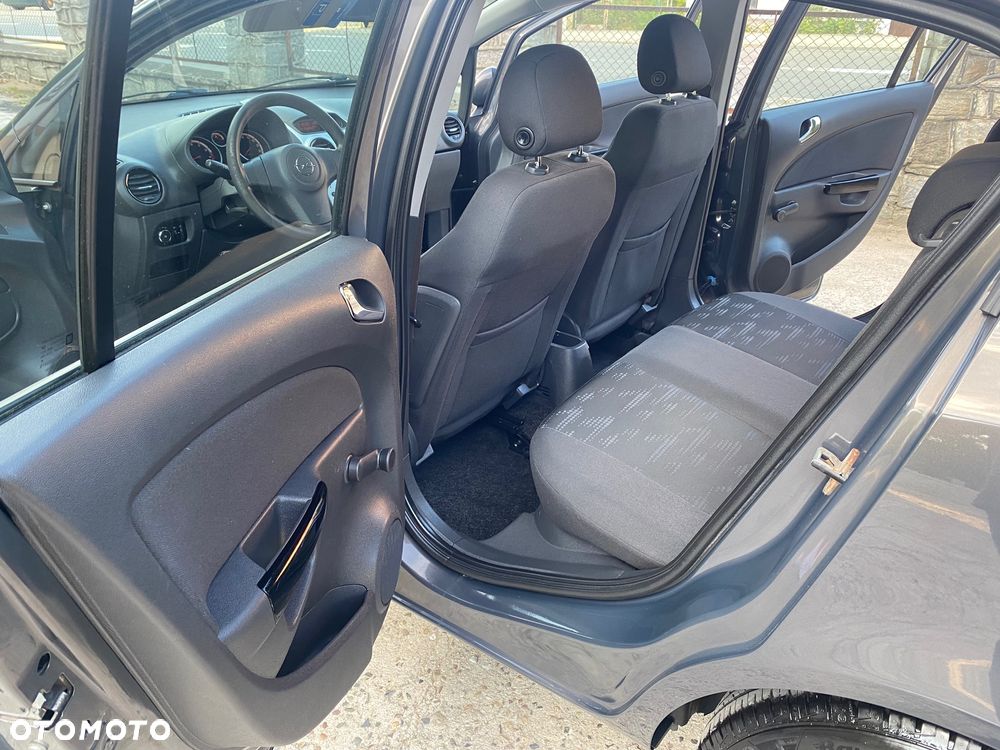Opel Corsa - 16