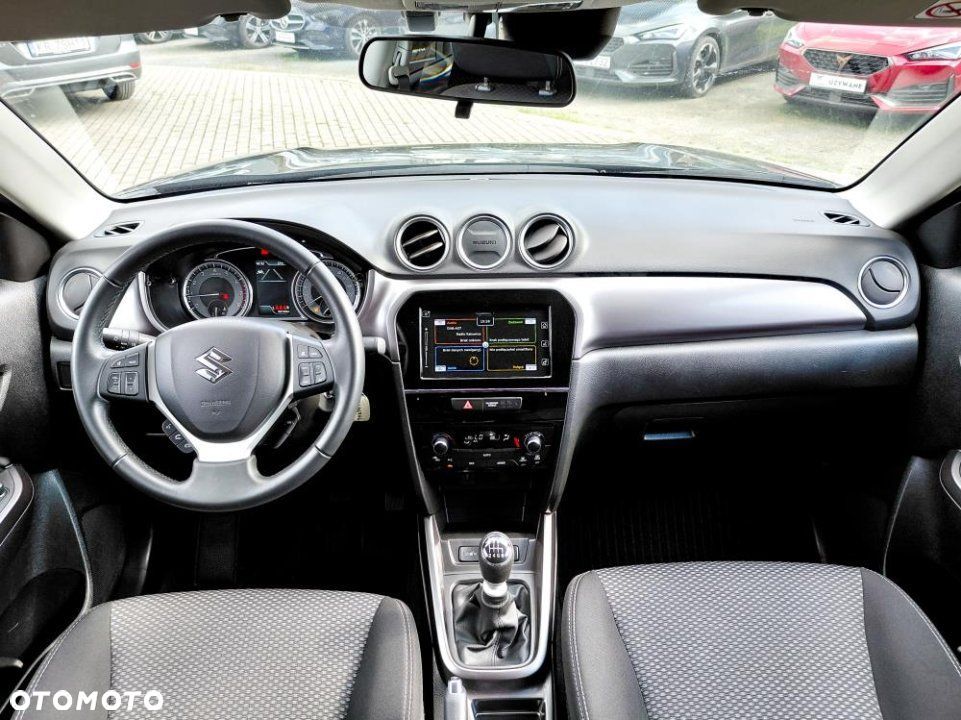 Suzuki Vitara - 11