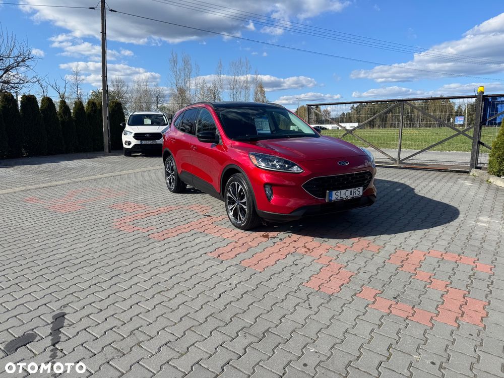 Ford Kuga 2.0 EcoBoost 4x4 Titanium