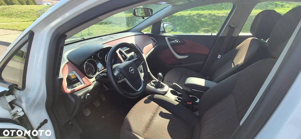 Opel Astra 1.4 ecoFLEX - 16