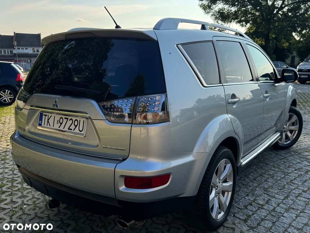 Mitsubishi Outlander 2.0 2WD Invite - 12
