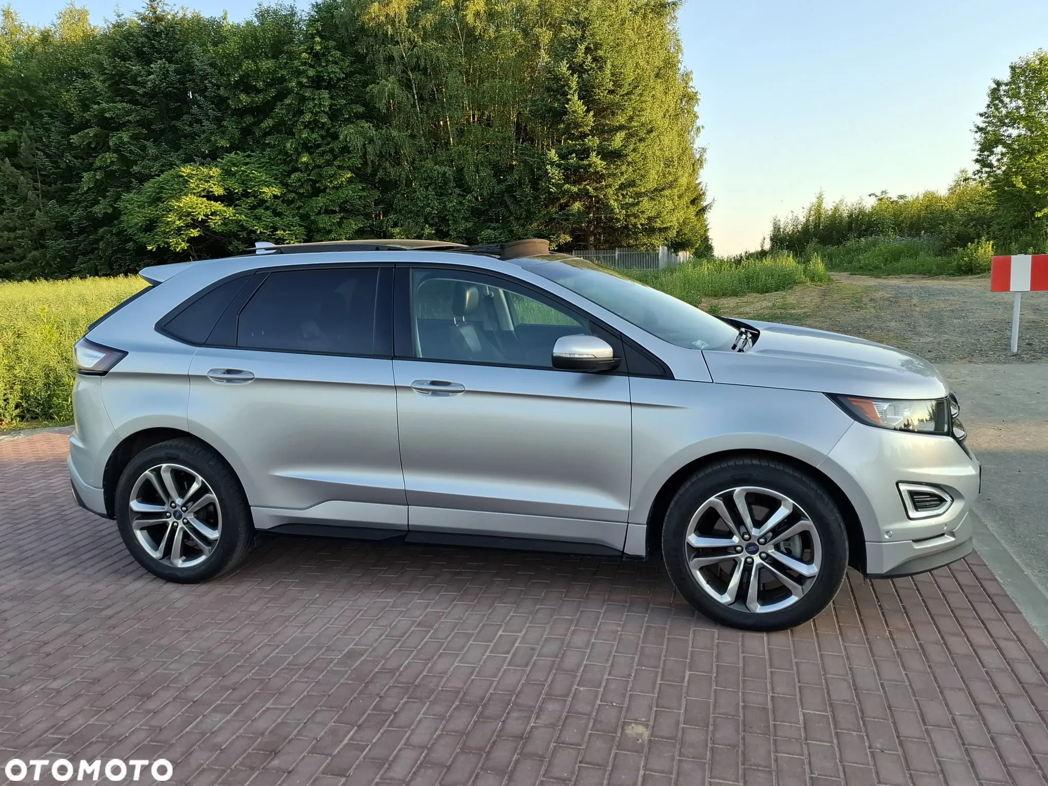 Ford Edge - 6