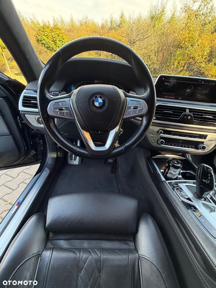 BMW Seria 7 730d xDrive - 28
