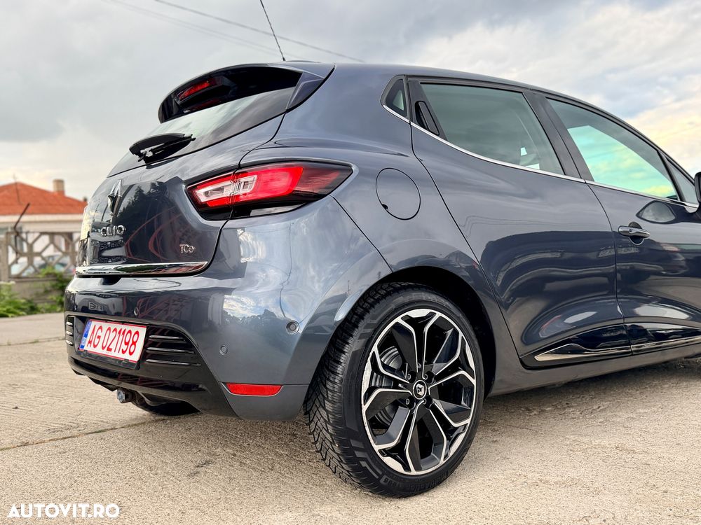 Renault Clio - 30