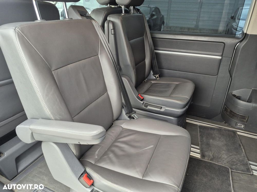 Volkswagen Multivan - 13