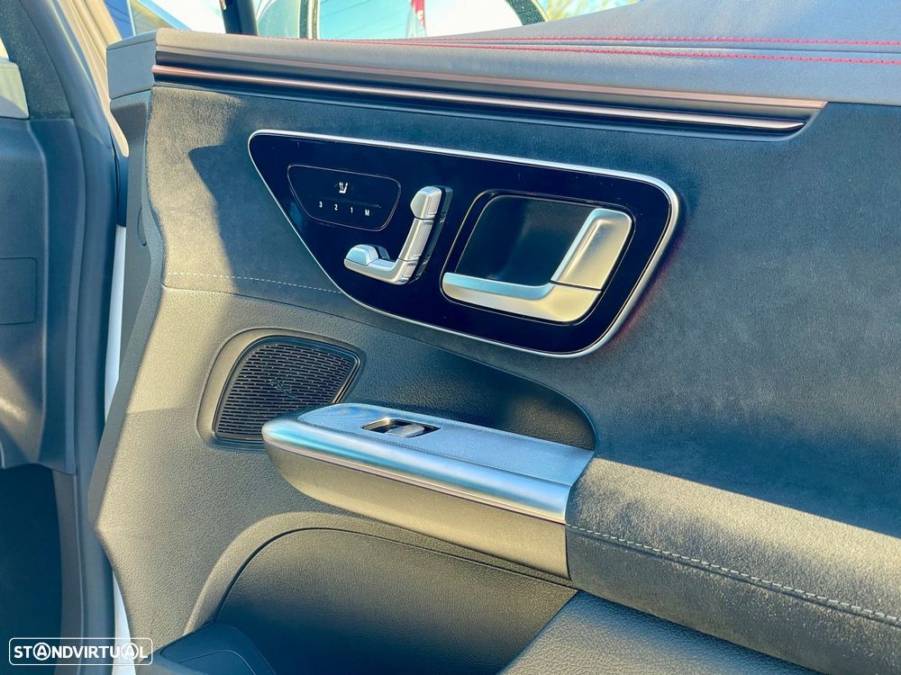 Mercedes-Benz EQE - 44