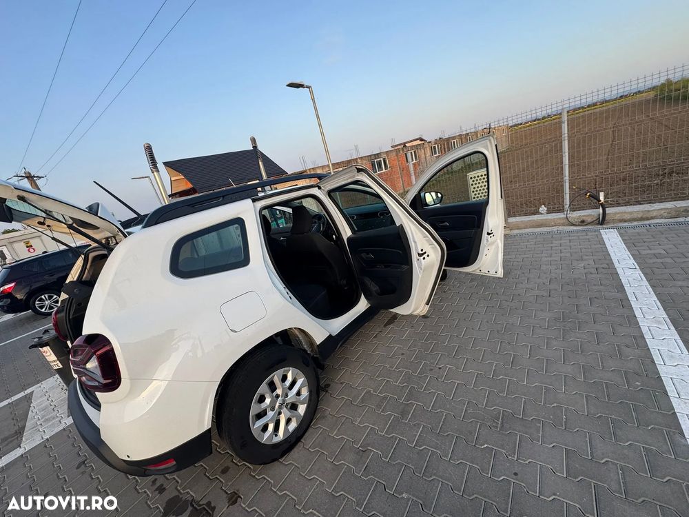 Dacia Duster TCe 90 Essential - 18