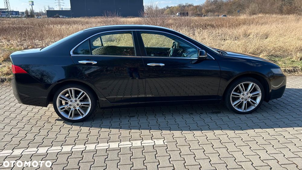 Honda Accord 2.0 Comfort - 2