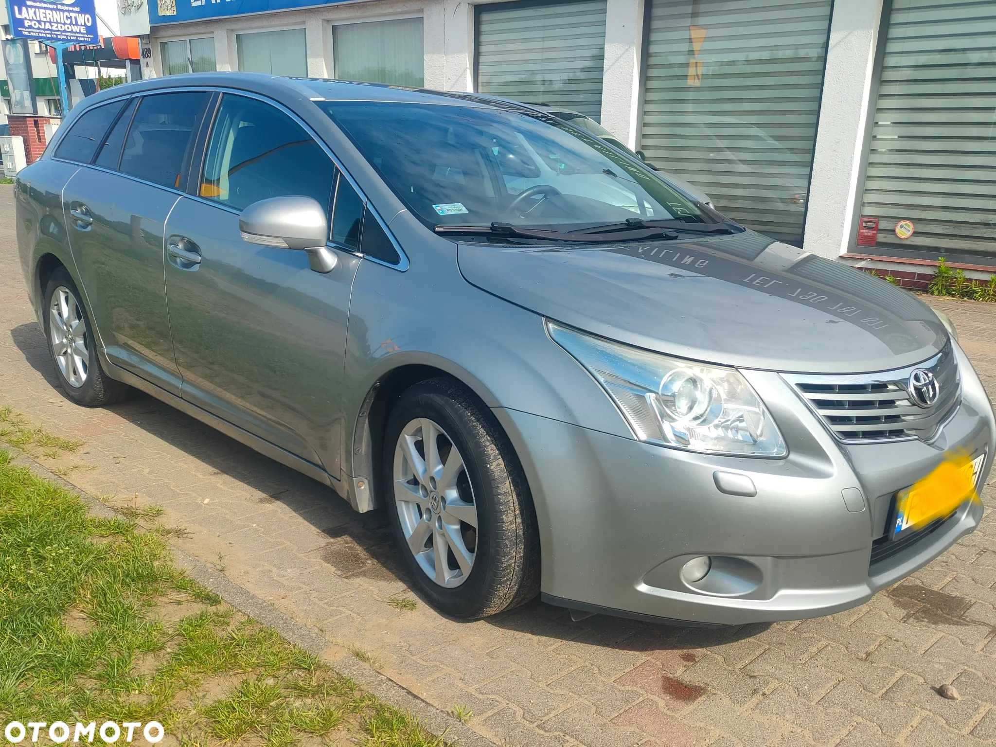 Toyota Avensis 2.0 D-4D Sol Premium - 3