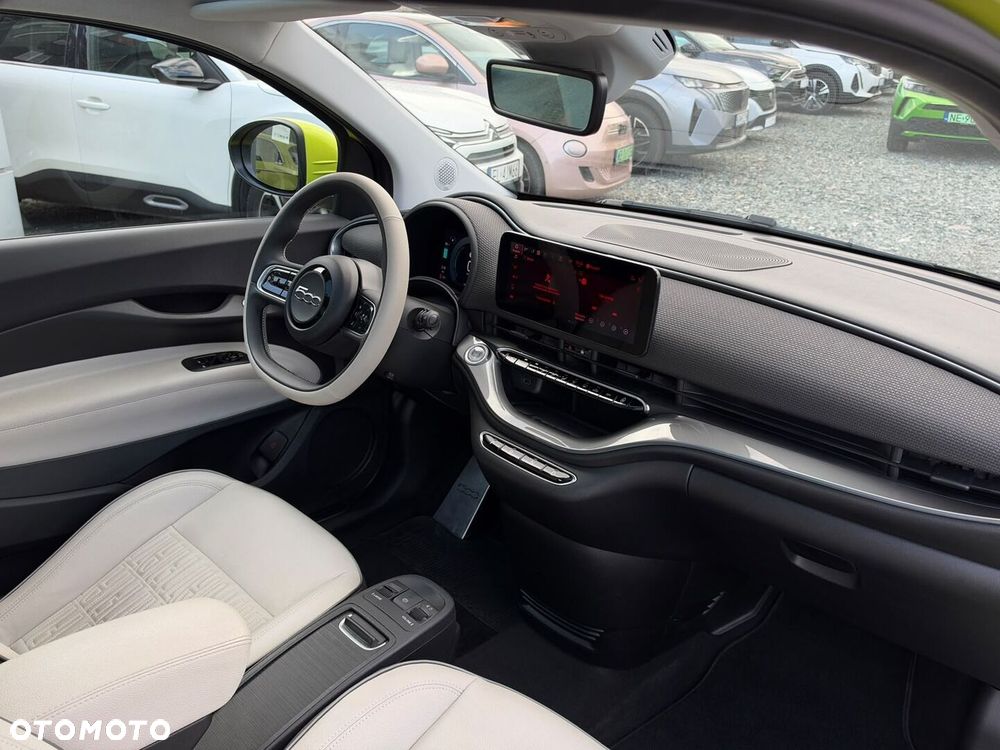 Fiat 500 2024