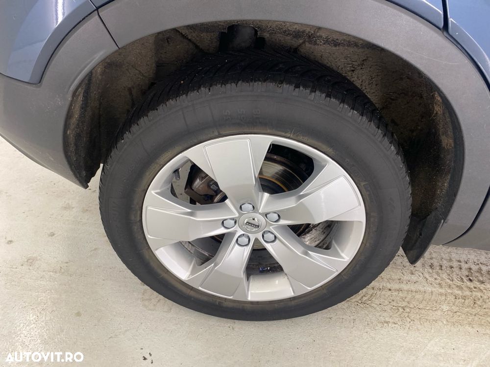 Volvo XC 40 T2 Momentum Pro - 12