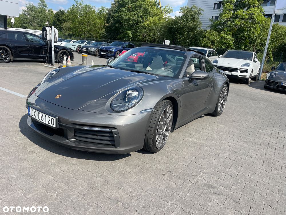 Porsche 911 Carrera 4S - 5
