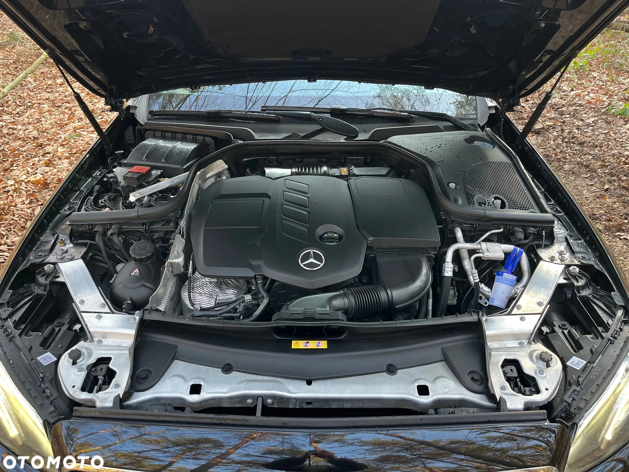 Mercedes-Benz Klasa E 200 d T 9G-TRONIC - 25