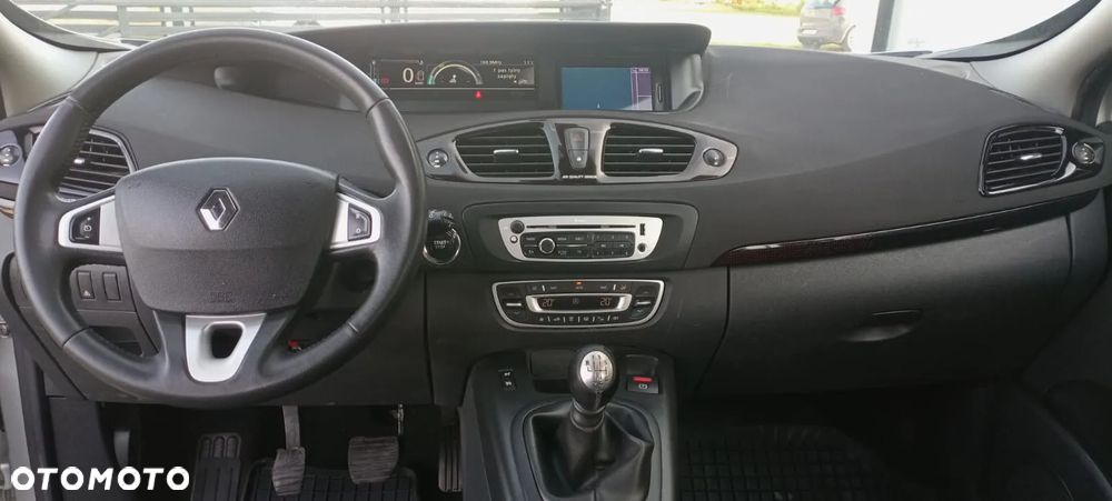 Renault Scenic 1.5 dCi Dynamique - 10
