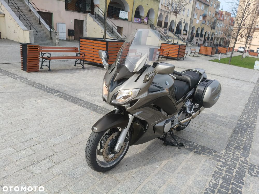 Yamaha FJR - 1