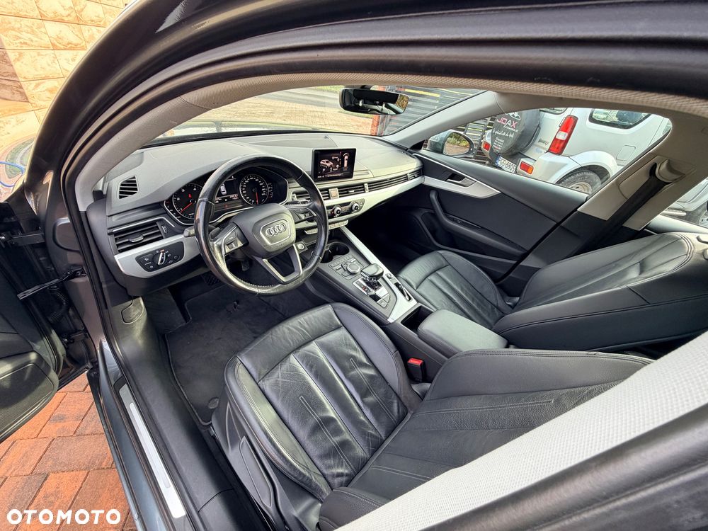 Audi A4 Avant 2.0 TDI ultra S tronic - 11