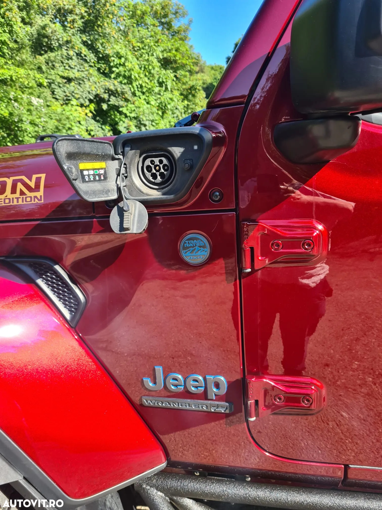 Jeep Wrangler 2.0 4xe AT8 PHEV Sahara - 10