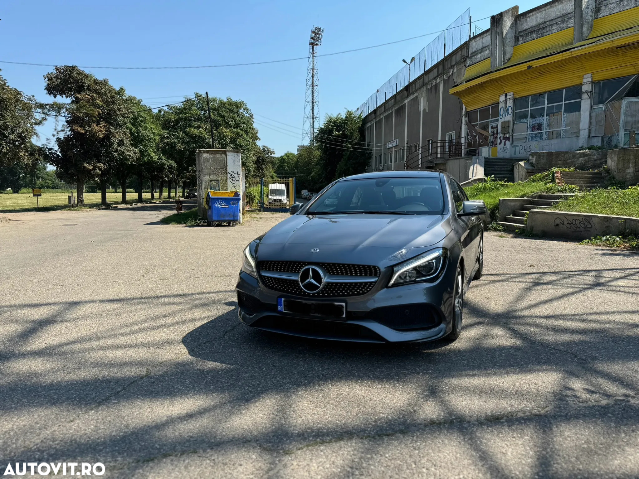 Mercedes-Benz CLA Shooting Brake 180 7G-DCT AMG Line - 35