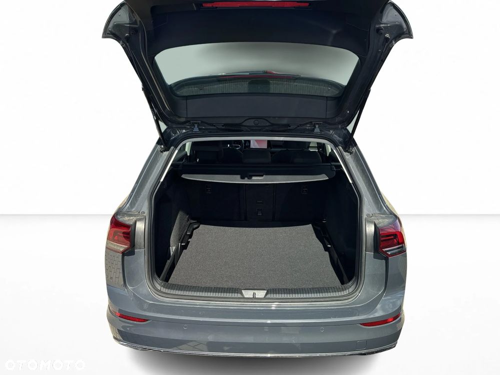Volkswagen Golf Variant - 13