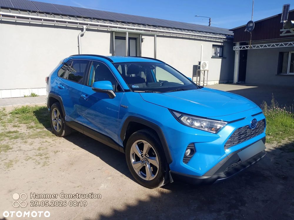 Toyota RAV4 - 1