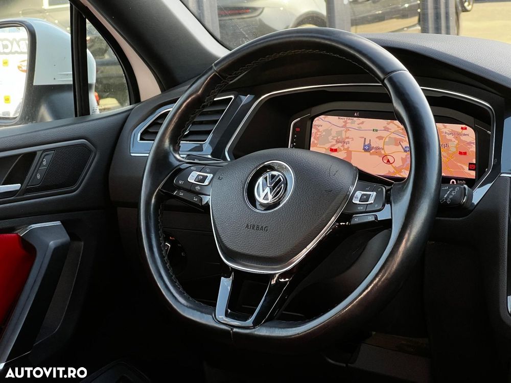 Volkswagen Tiguan - 9