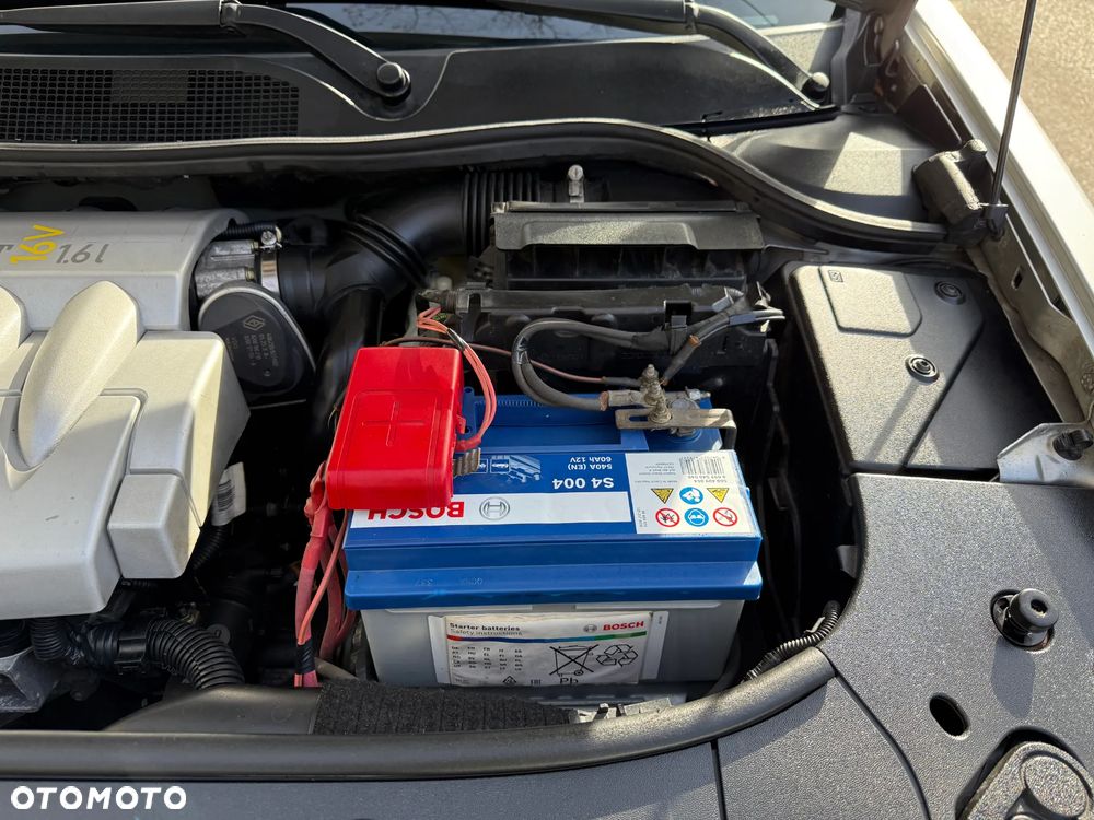 Renault Megane 1.6 16V Dynamique - 16