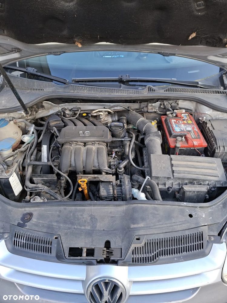 Volkswagen Golf V 1.6 Comfortline - 10