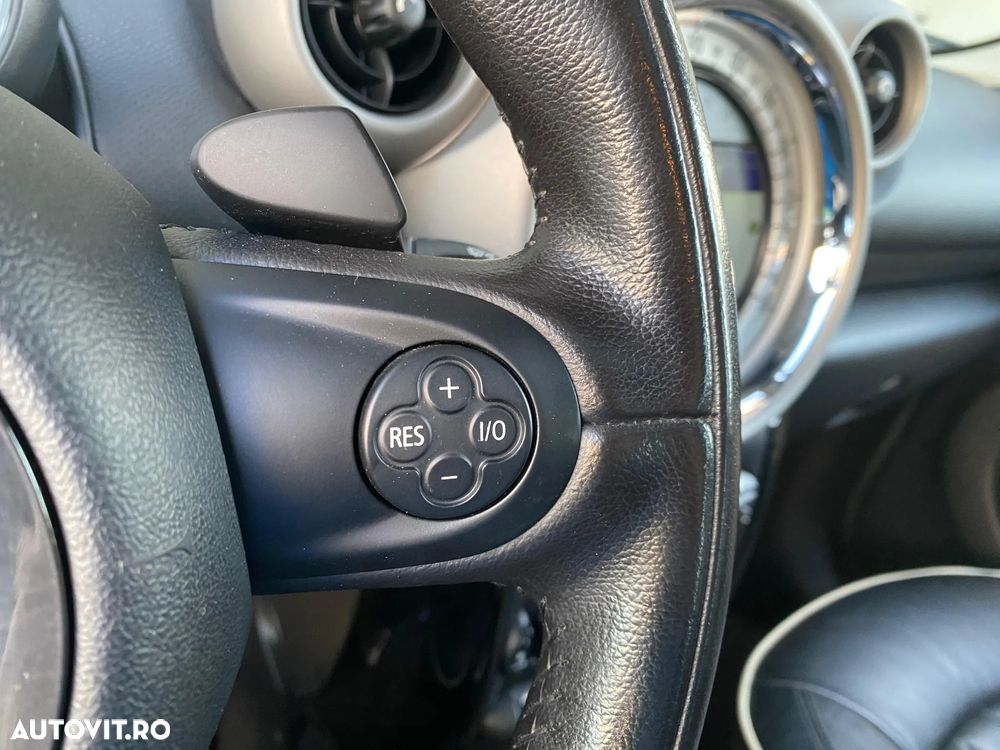 Mini Countryman - 22