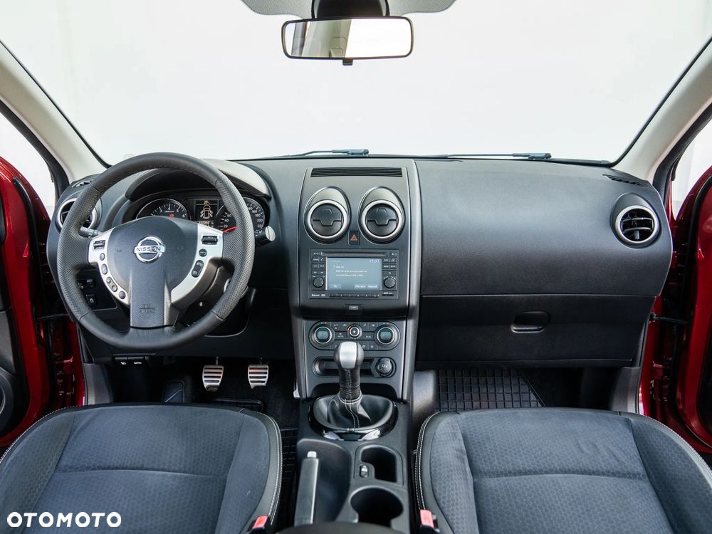 Nissan Qashqai 1.6 360 - 21