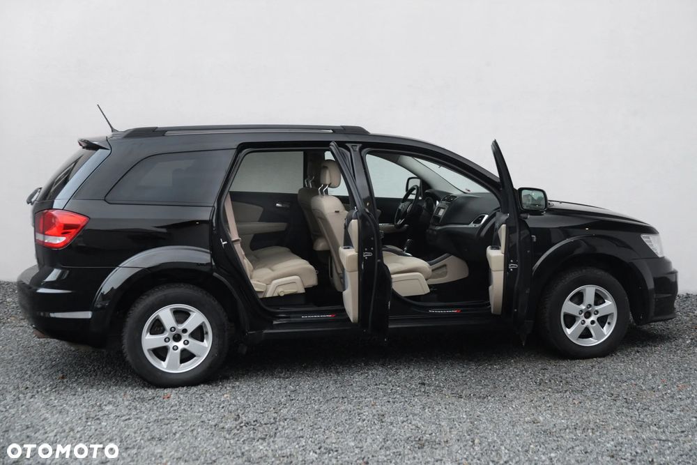 Dodge Journey 2.7 V6 R/T - 23