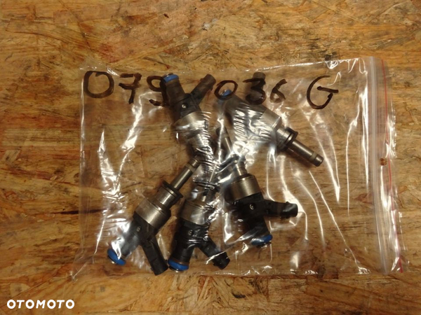 0790906036G wtrysk wtryski  4.2 fsi rs5 rs4 tsi tfsi czesci