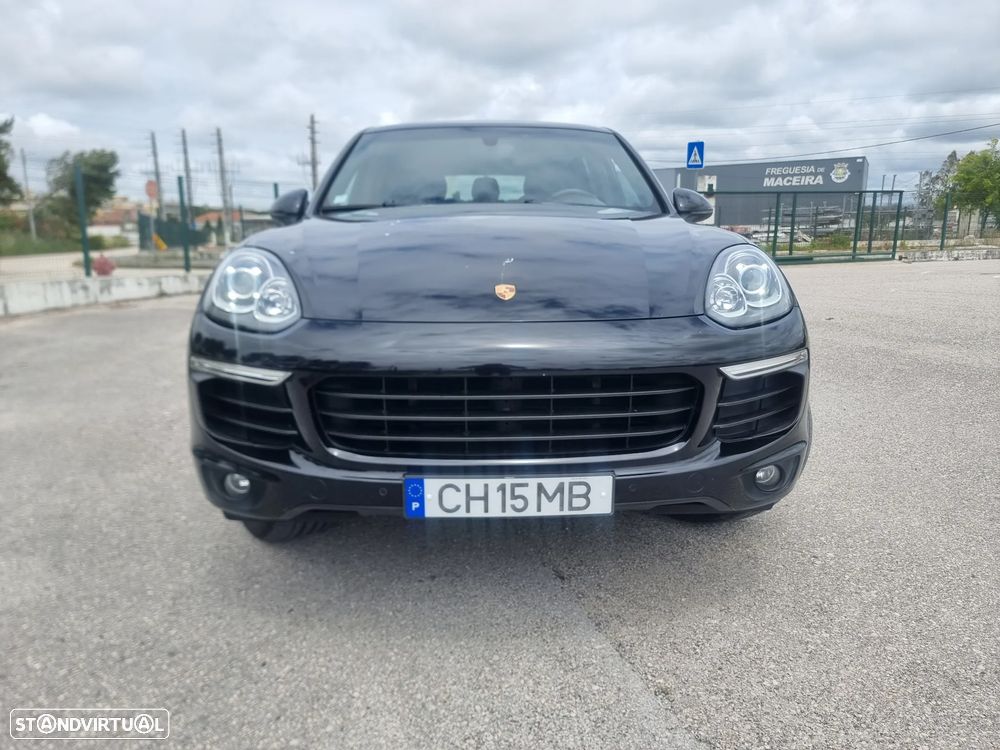 Porsche Cayenne S E-Hybrid - 10