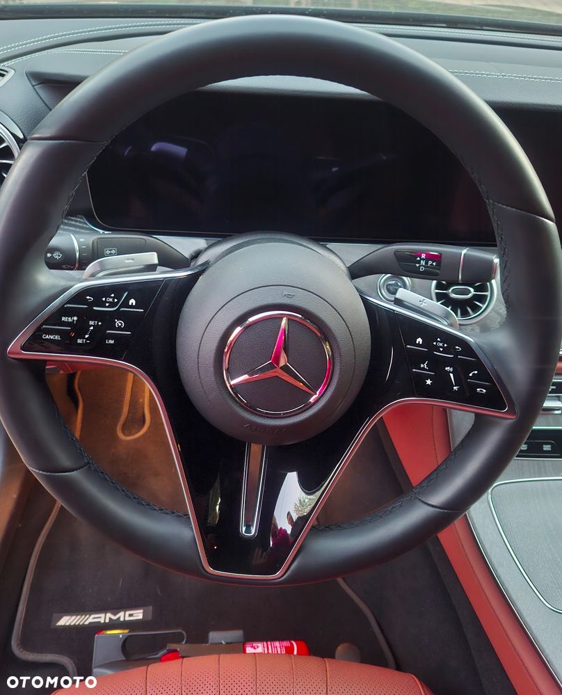 Mercedes-Benz CLS 300 d 4-Matic AMG - 14