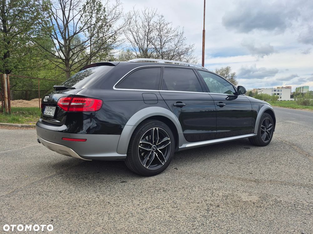 Audi A4 Allroad 2.0 TDI DPF S tronic - 3