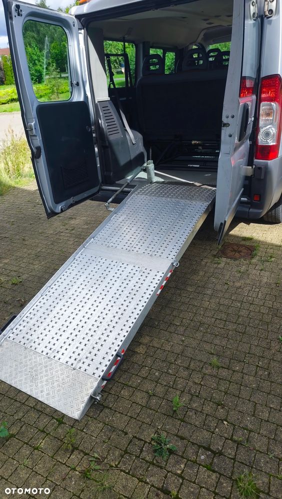 Fiat Ducato L1H1 teilverglast - 4